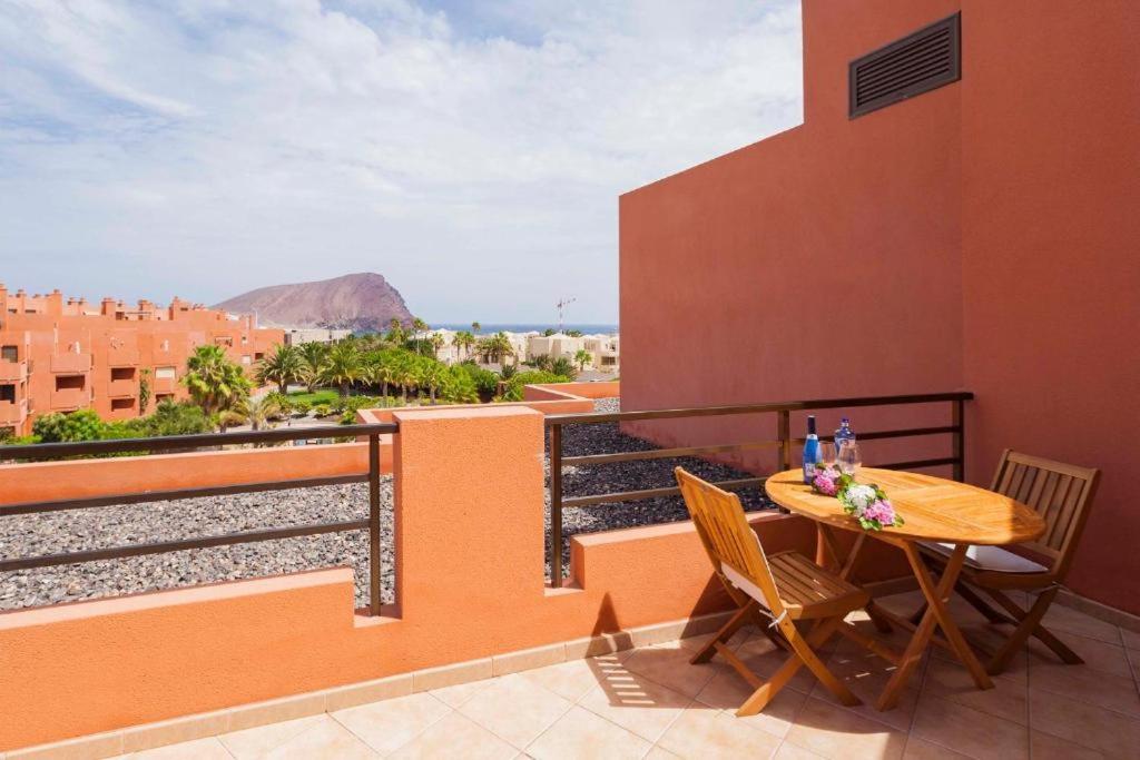 Luxury Apartment Sotavent III El Medano  Exterior photo